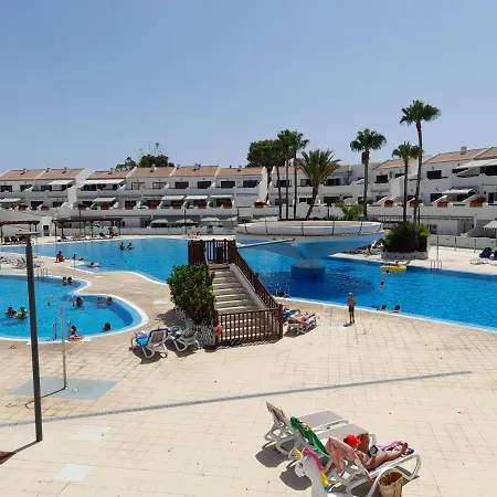 Apartment Atico Parque Don Jose 382 *